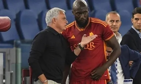Romelu Lukaku: “Sự cứng rắn của Mourinho giúp tôi trưởng thành”