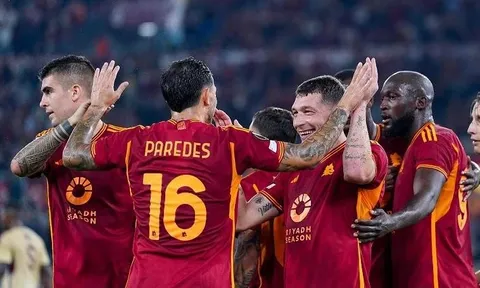 Lukaku lại ghi bàn, Roma đè bẹp Servette