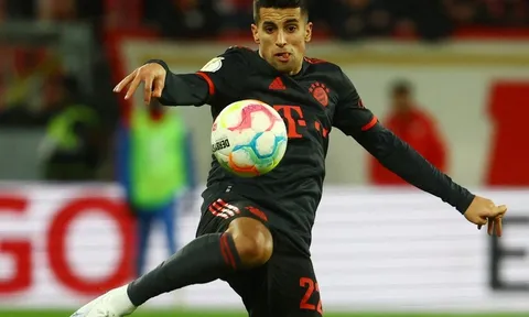 Lý do Pep không để Cancelo đến Barca
