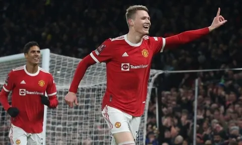 Erik ten Hag phải cảm ơn McTominay!