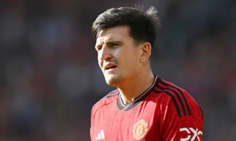 M.U chốt giá bán Maguire ngay tháng 1