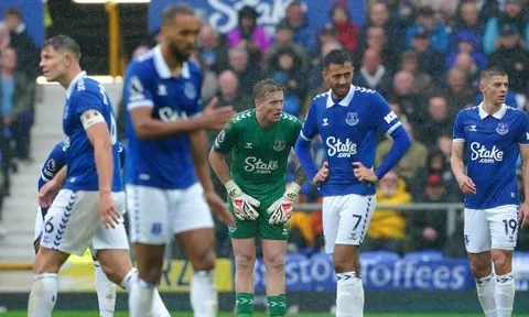 Maguire bình luận về việc Everton bị trừ 10 điểm