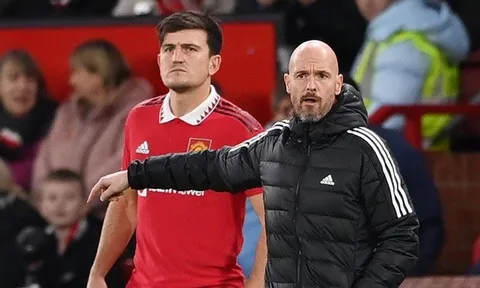 "Nguồn tin ở Man United cho biết Erik ten Hag muốn cậu ấy ở lại"