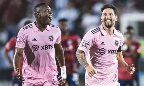 Mải ngắm Messi, sao Inter Miami quên luôn nhiệm vụ trên sân