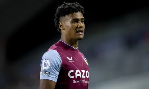 Man City đón cú hích lớn từ Villa