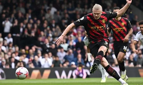 Man City lên đỉnh bảng: Vẻ đẹp Haaland
