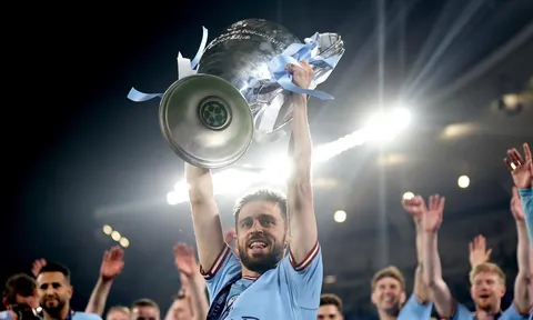 Man City ra phán quyết về Bernardo Silva