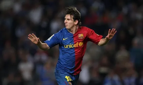 Man City từng cố chiêu mộ Messi 15 năm về trước