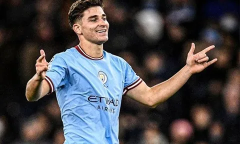 Man City tưởng thưởng cho trọng pháo