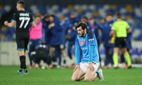 Màn ngã ngựa tại đất thánh giúp Serie A bớt nguội lạnh