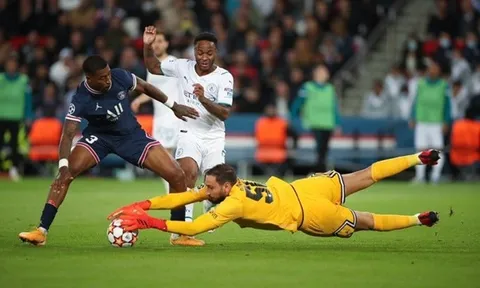 Màn trình diễn đập tan chỉ trích của Donnarumma