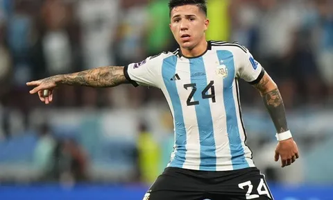 Màn trình diễn đỉnh cao cân tuyến giữa của mục tiêu Man Utd