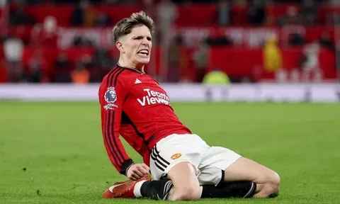Man United đừng phạm sai lầm với Alejandro Garnacho
