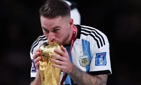 Man United muốn chiêu mộ tiền vệ vừa vô địch World Cup