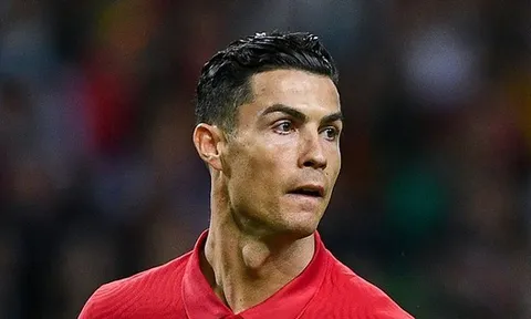 Ten Hag xác nhận thời điểm Ronaldo trở lại thi đấu