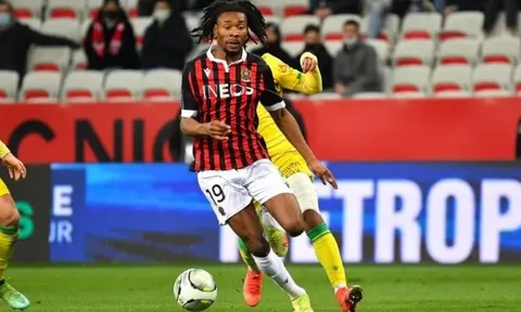 Man United ủ mưu chiêu mộ tiền vệ Nice với giá rẻ