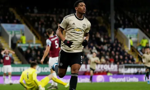 Man United vs Burnley: Kịch bản trận chung kết World Cup