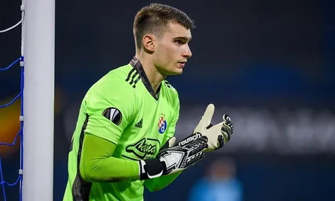 Man Utd chi tiền phá vỡ hợp đồng để thay thế De Gea