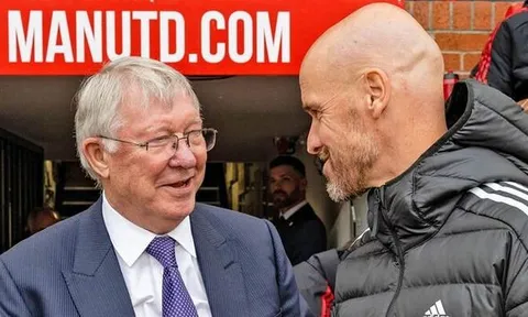 Sir Alex để lại cho Ten Hag món quà vô giá tận 12 năm trước