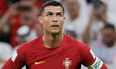 Diễn biến mới vụ Ronaldo nhận đề nghị HĐ 500 triệu euro