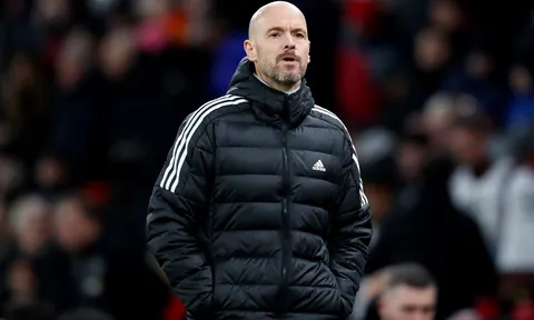 Ten Hag có động thái gây ngỡ ngàng với Arsenal