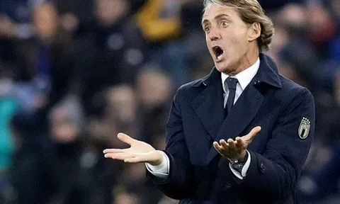 Man United nhận trái đắng từ cựu HLV Man City