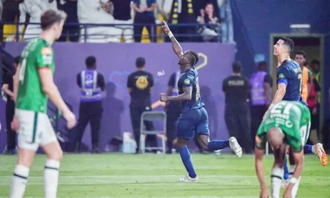 Mane thay Ronaldo tỏa sáng trong trận cầu 2 thẻ đỏ; Benzema ấn định chiến thắng 3 sao