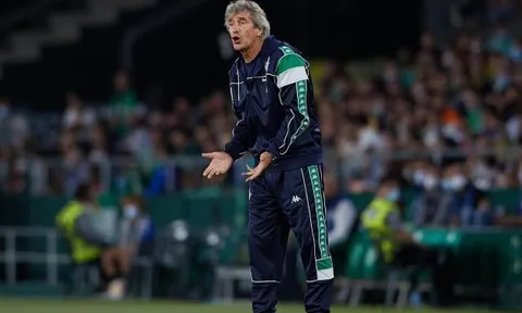 Pellegrini đổ lỗi cho chiều sâu đội hình sau thất bại tại Conference League