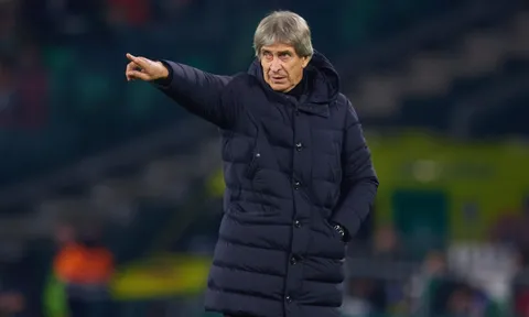 Manuel Pellegrini là khắc tinh của Man United