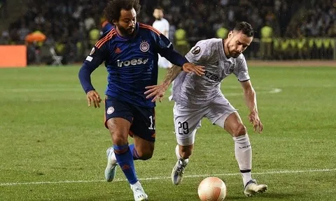 Marcelo sắp bị cắt hợp đồng vì thừa cân