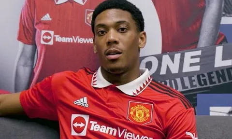 Tái đấu Villa, Martial hé lộ 2 yêu cầu của Ten Hag