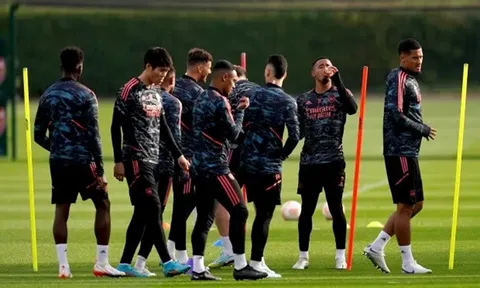 Martinelli ngẫu hứng biểu diễn, Arteta chú ý 'ngọc quý' Arsenal
