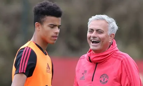 Mason Greenwood: Lùi một bước để thấy trời cao đất rộng