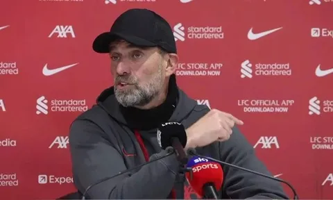 Mất penalty, Klopp công kích trọng tài