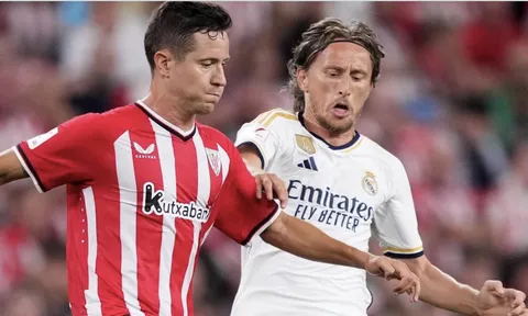 Mất suất đá chính, Modric cân nhắc chia tay Real Madrid