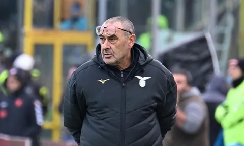 CĐV Saudi xúc phạm Sarri