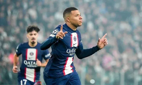 Sheikh Jassim xem Mbappe là "quà ra mắt" MU