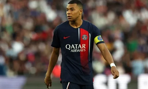 Rộ tin M.U mượn Mbappe, Ten Hag chốt 1 câu