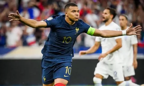 Mbappe giúp Pháp thiết lập cách biệt 6 điểm