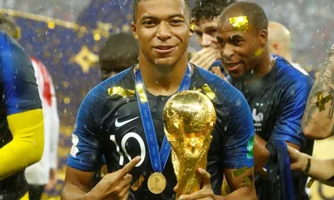 Mbappe: Đến Real Madrid dễ hơn nhiều, ở lại PSG mới khó