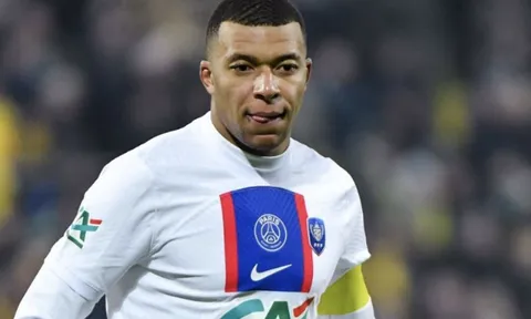 Mbappe đi vào lịch sử PSG sau khi ghi 5 bàn