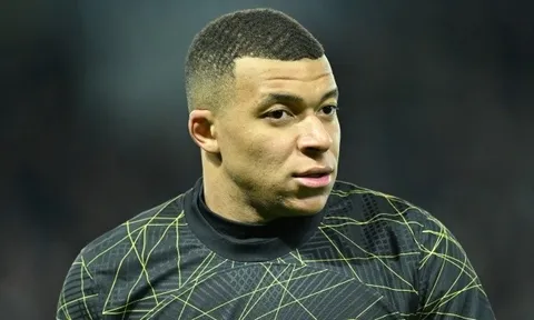 Mbappe hai lần từ chối Arsenal thế nào?
