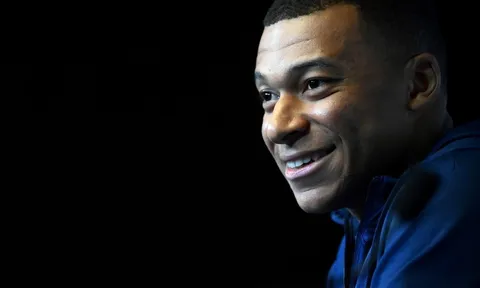 Mbappe phá vỡ im lặng về băng đội trưởng tuyển Pháp