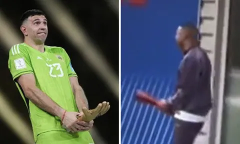 Mbappe tái hiện màn ăn mừng phản cảm của Martinez