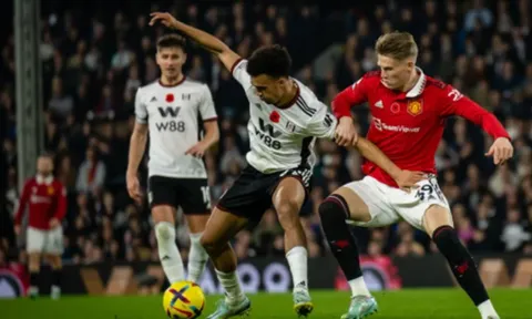 Rõ lý do Ten Hag tung McTominay vào sân