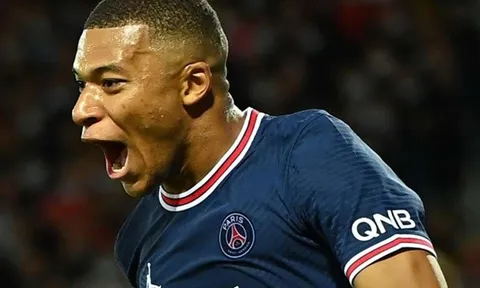 Mẹ của Mbappe gặp GĐTT Leonardo, xác nhận đàm phán với PSG
