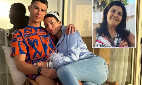 Mẹ Ronaldo bác tin đồn con trai 'chán ngấy' Georgina