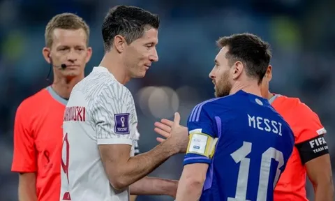 Lewandowski tiết lộ đoạn đối thoại với Messi