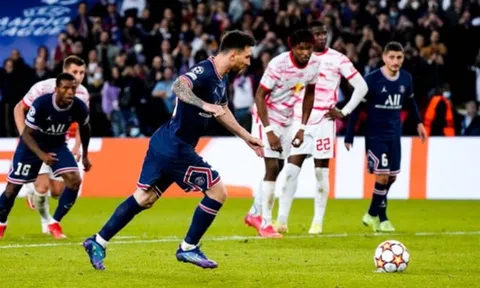 Messi hoàn tất cú đúp với tuyệt kỹ panenka