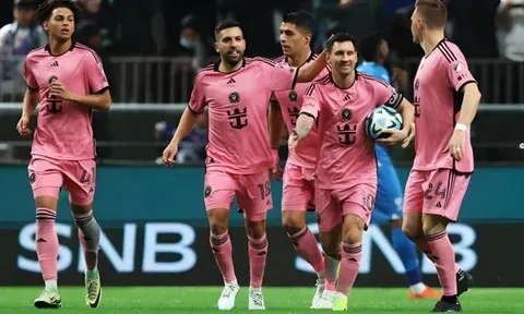 Messi hoàn toàn "out trình" trong trận cầu 7 bàn